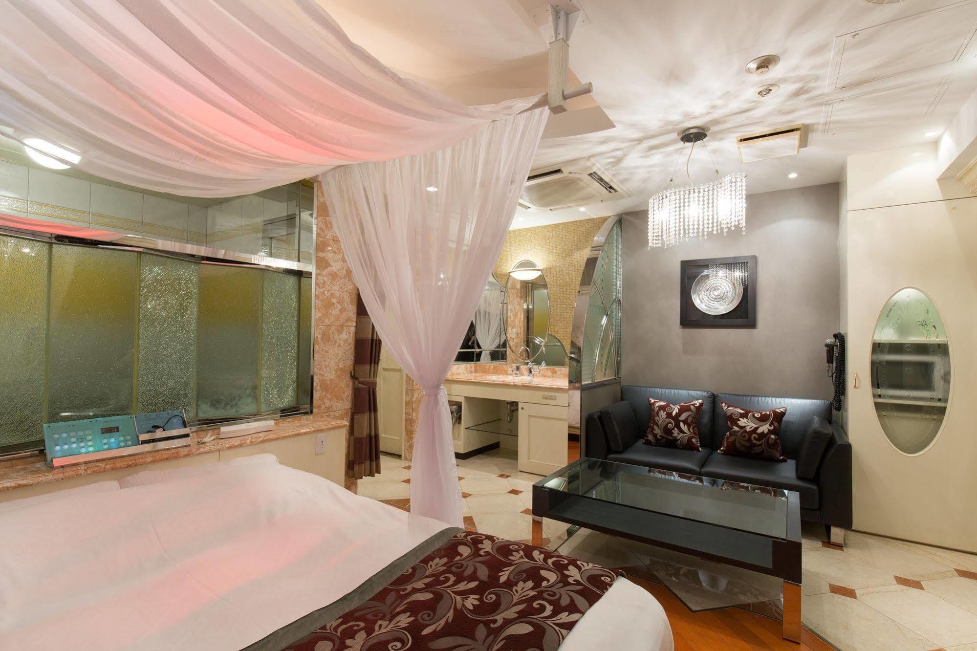 Hotel An Shinjuku Kabukicho (Adults Only) Tokio Zewnętrze zdjęcie