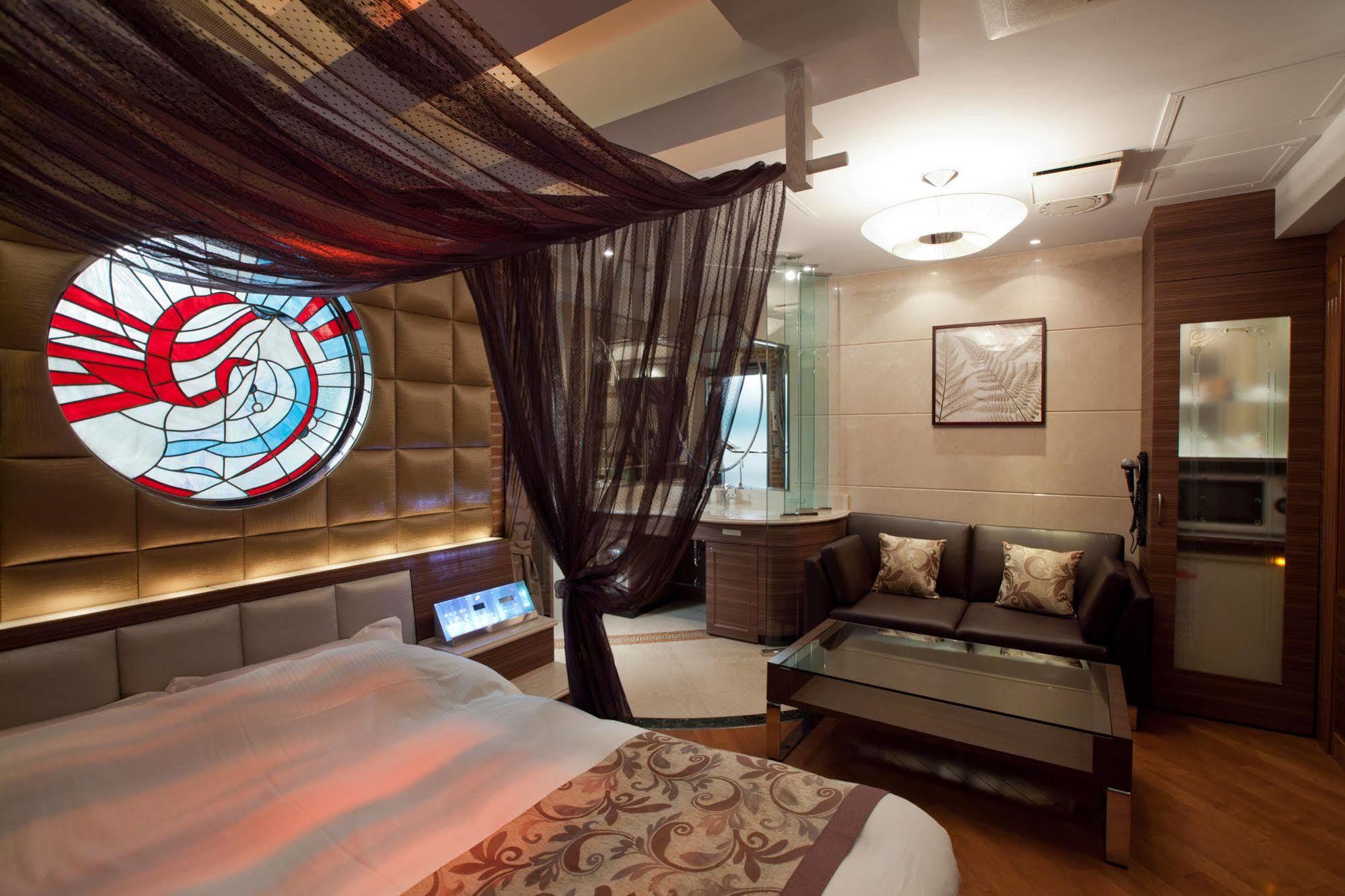 Hotel An Shinjuku Kabukicho (Adults Only) Tokio Zewnętrze zdjęcie